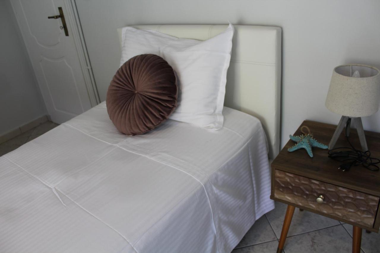 Paxos Rock Apartments Gaios Esterno foto