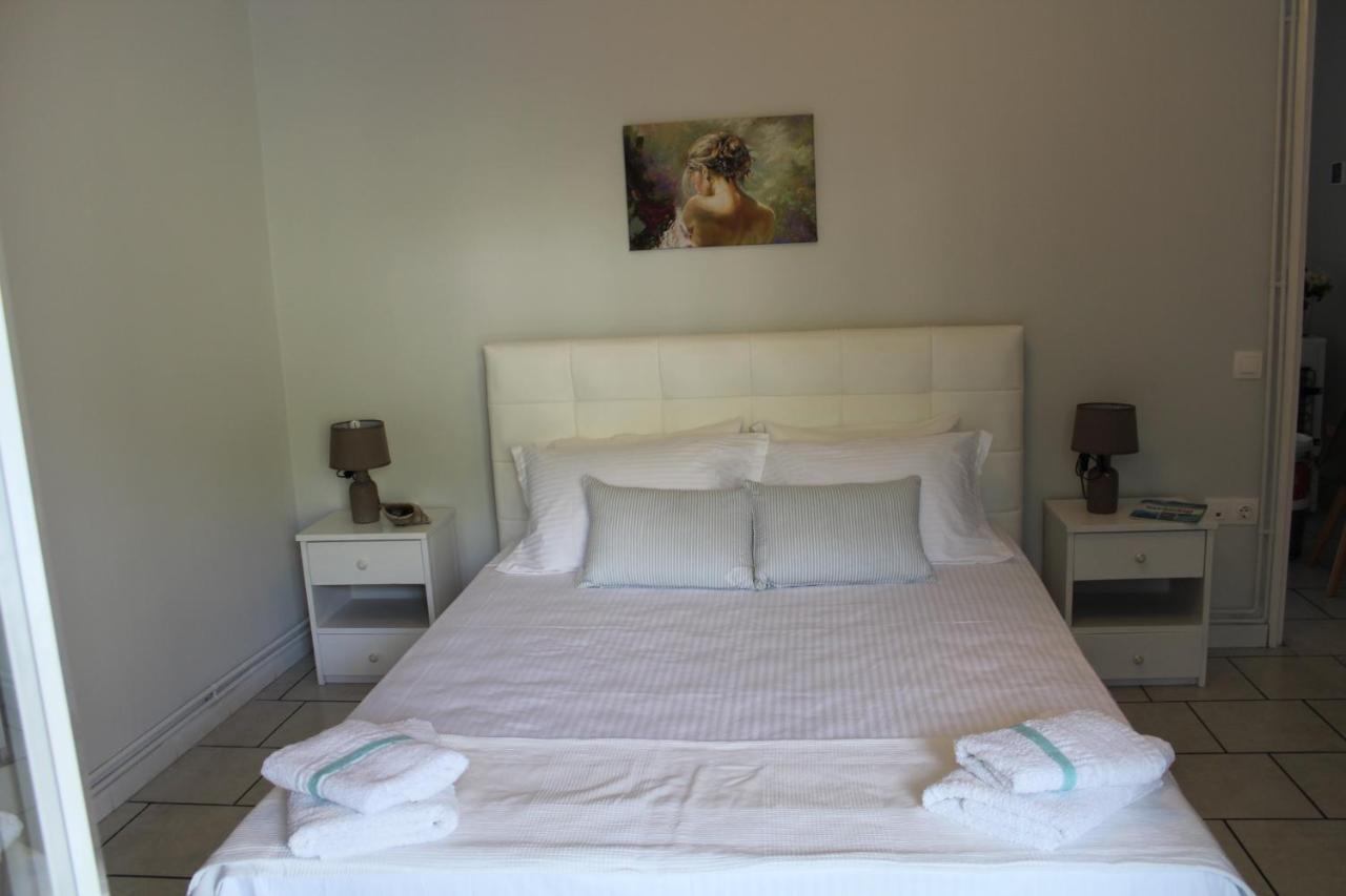 Paxos Rock Apartments Gaios Esterno foto